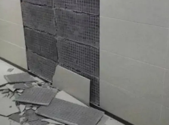 封丘瓷砖空鼓维修公司分享下封丘墙砖松动维修的知识